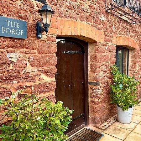 Countryside Converted Barn With Hot Tub نيوتن أبوت المظهر الخارجي الصورة