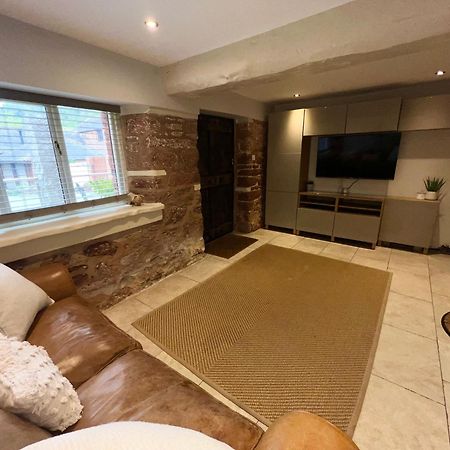 Countryside Converted Barn With Hot Tub نيوتن أبوت المظهر الخارجي الصورة