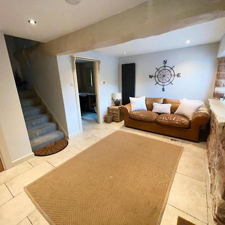 Countryside Converted Barn With Hot Tub نيوتن أبوت المظهر الخارجي الصورة