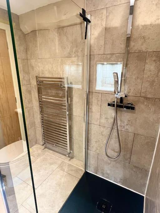 Countryside Converted Barn With Hot Tub نيوتن أبوت المظهر الخارجي الصورة
