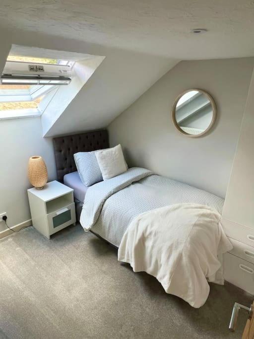 Countryside Converted Barn With Hot Tub نيوتن أبوت المظهر الخارجي الصورة