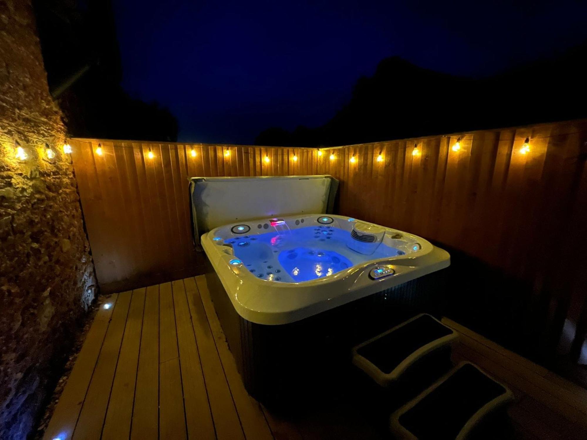 Countryside Converted Barn With Hot Tub نيوتن أبوت المظهر الخارجي الصورة